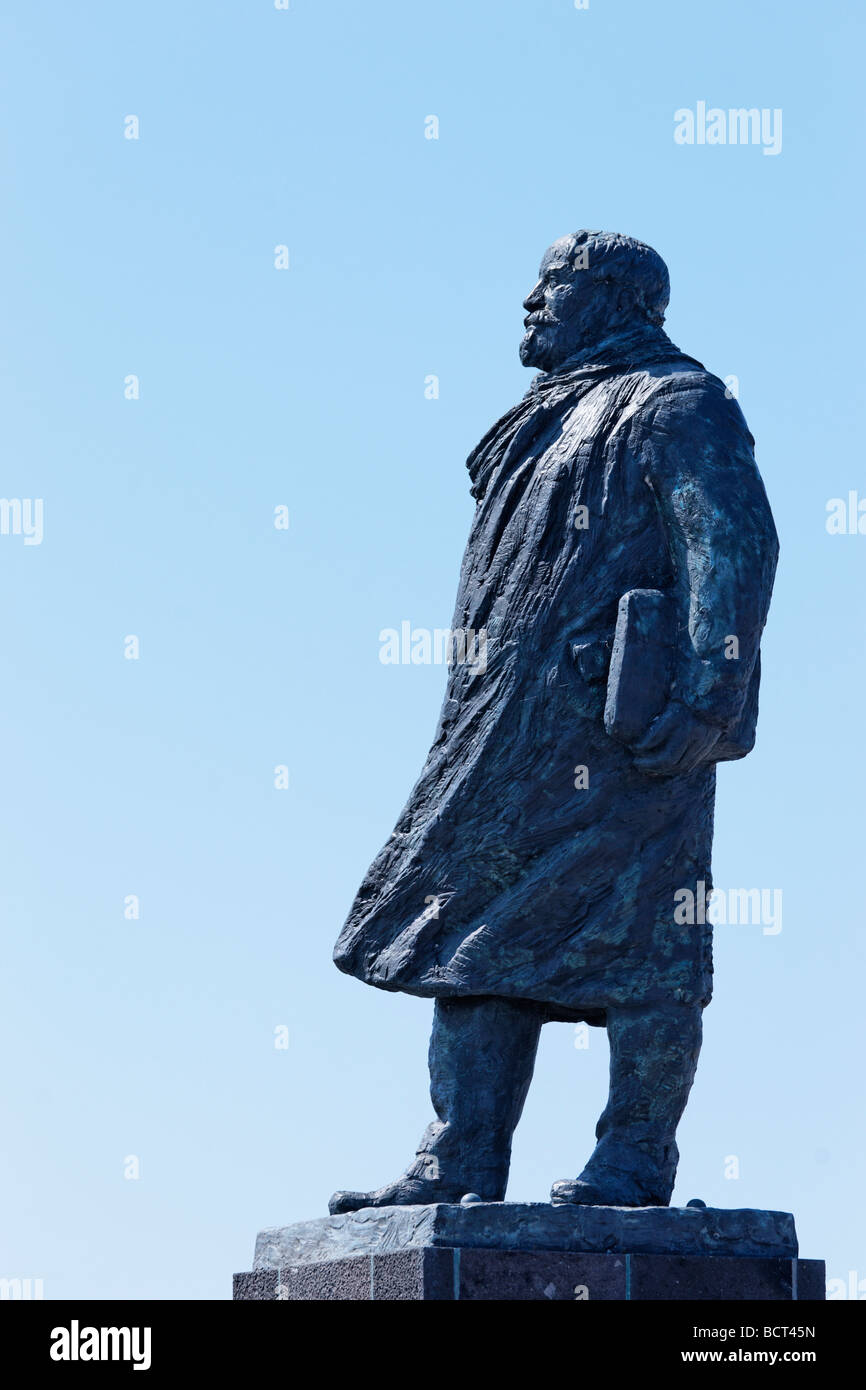 Statua dell'ingegnere Cornelis Lely sull'Afsluitdijk, Paesi Bassi. Foto Stock