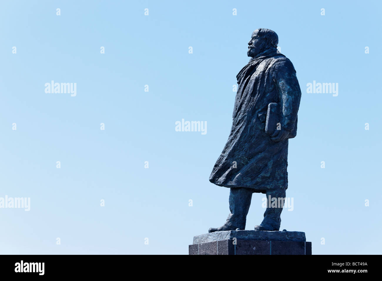 Statua dell'ingegnere Cornelis Lely sull'Afsluitdijk, Paesi Bassi. Foto Stock