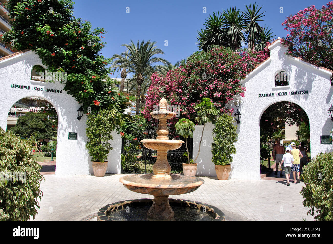 Ingresso al Sol Don Hoteles complessa, Torremolinos, Costa del Sol, provincia di Malaga, Andalusia, Spagna Foto Stock