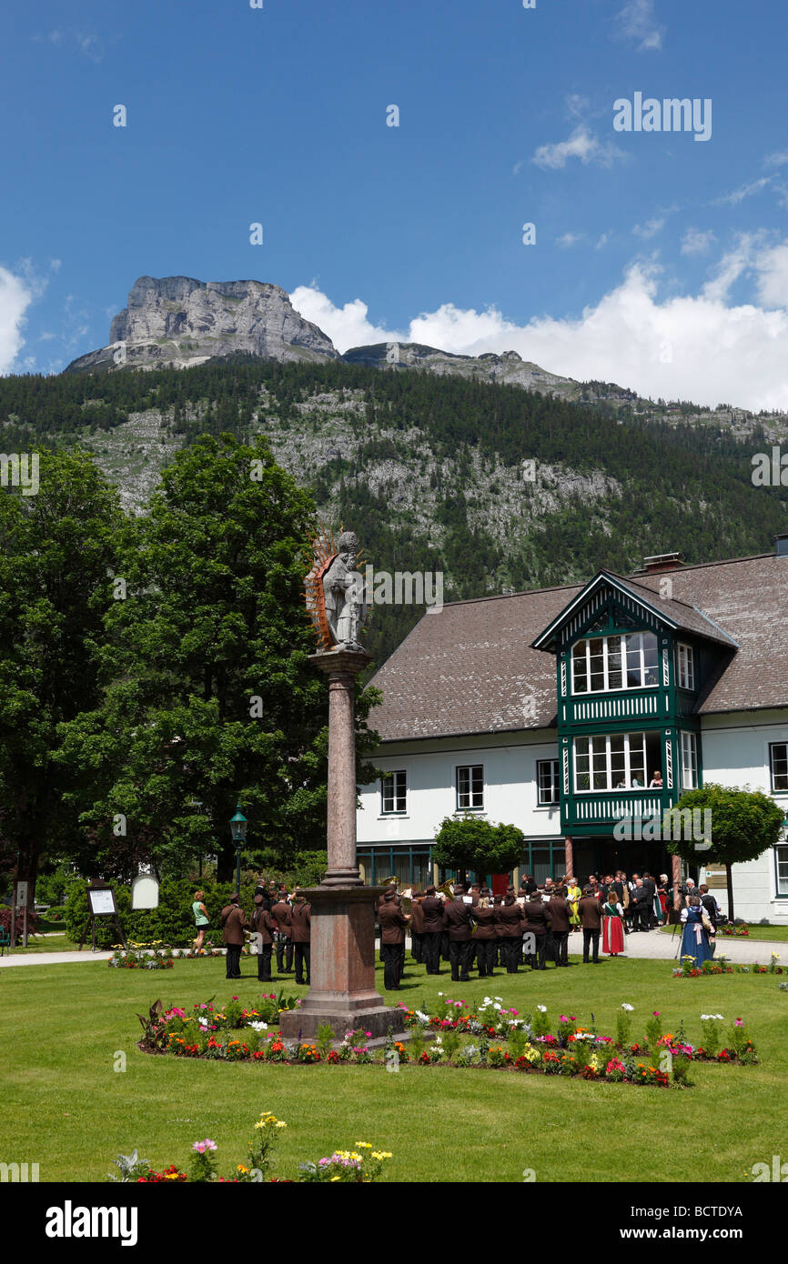 Parco termale in Altaussee, perdente di montagna, Ausseer Land, area Salzkammergut, Stiria, Austria, Europa Foto Stock