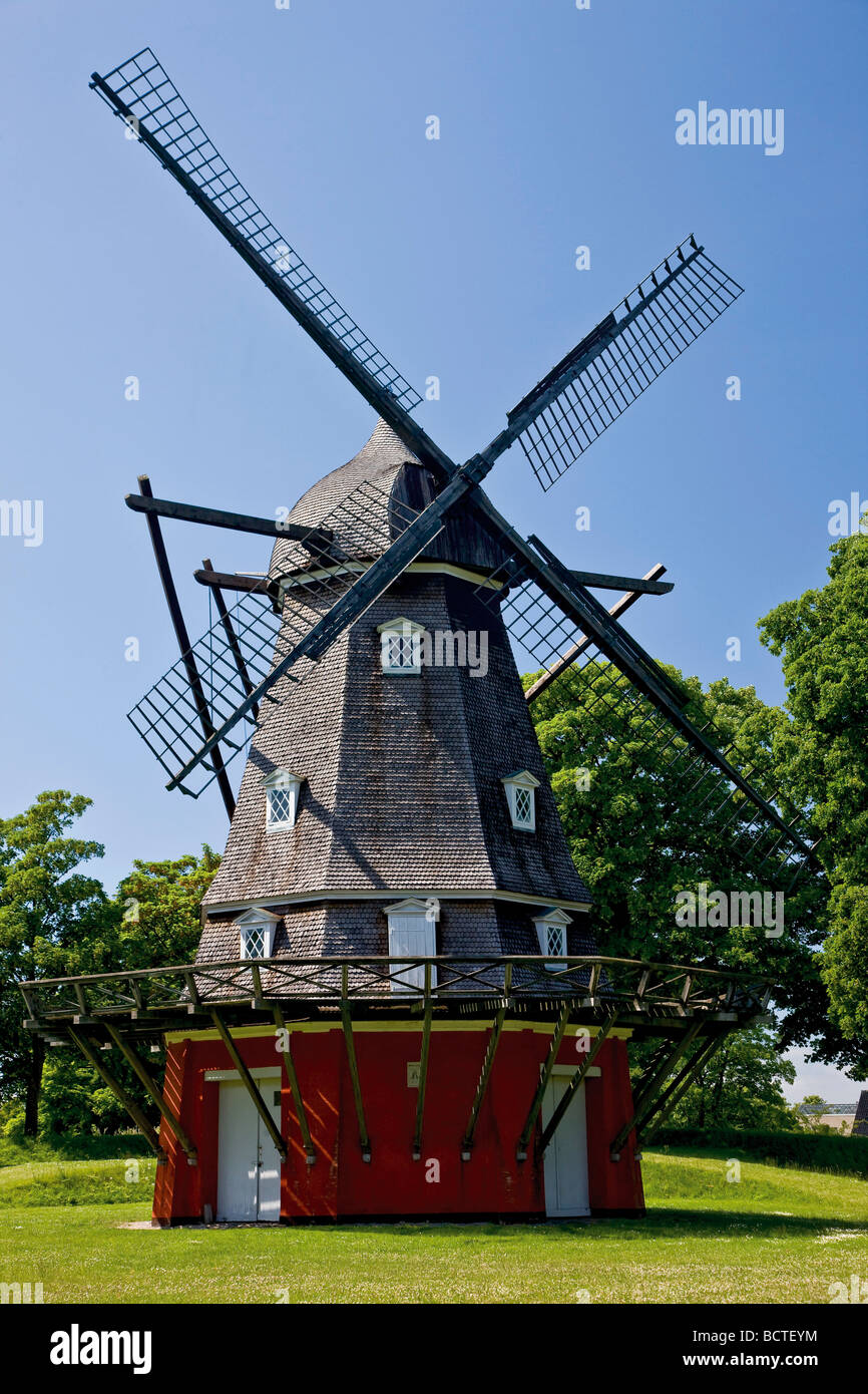 Vecchio mulino a vento a Kastellet Cittadella di Copenhagen, Danimarca, in Scandinavia, Europa Foto Stock
