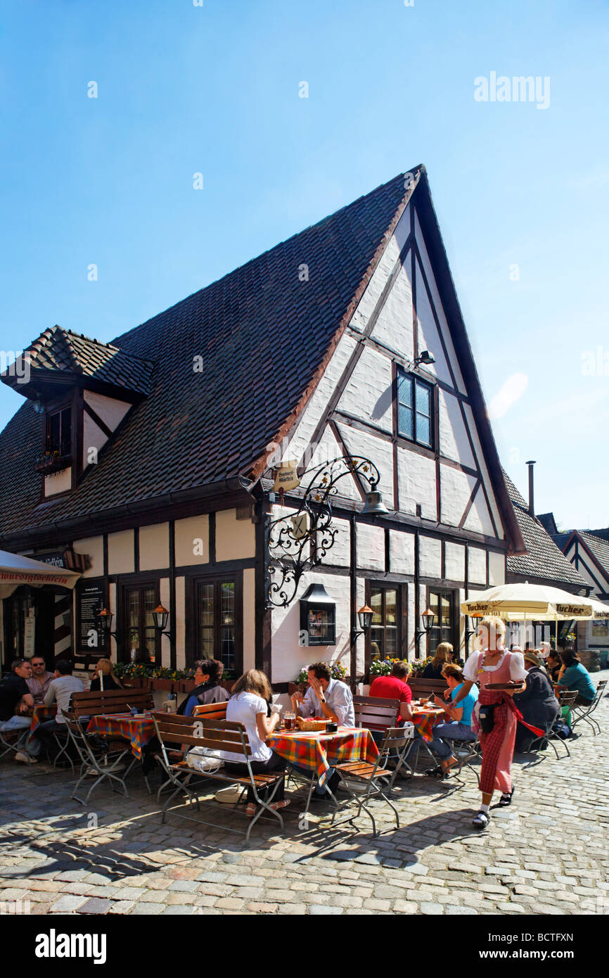 Artigiani Handwerkerhof's Yard, ristorante, giardino della birra, città vecchia, Norimberga, Media Franconia, Franconia, Baviera, Germania, UE Foto Stock