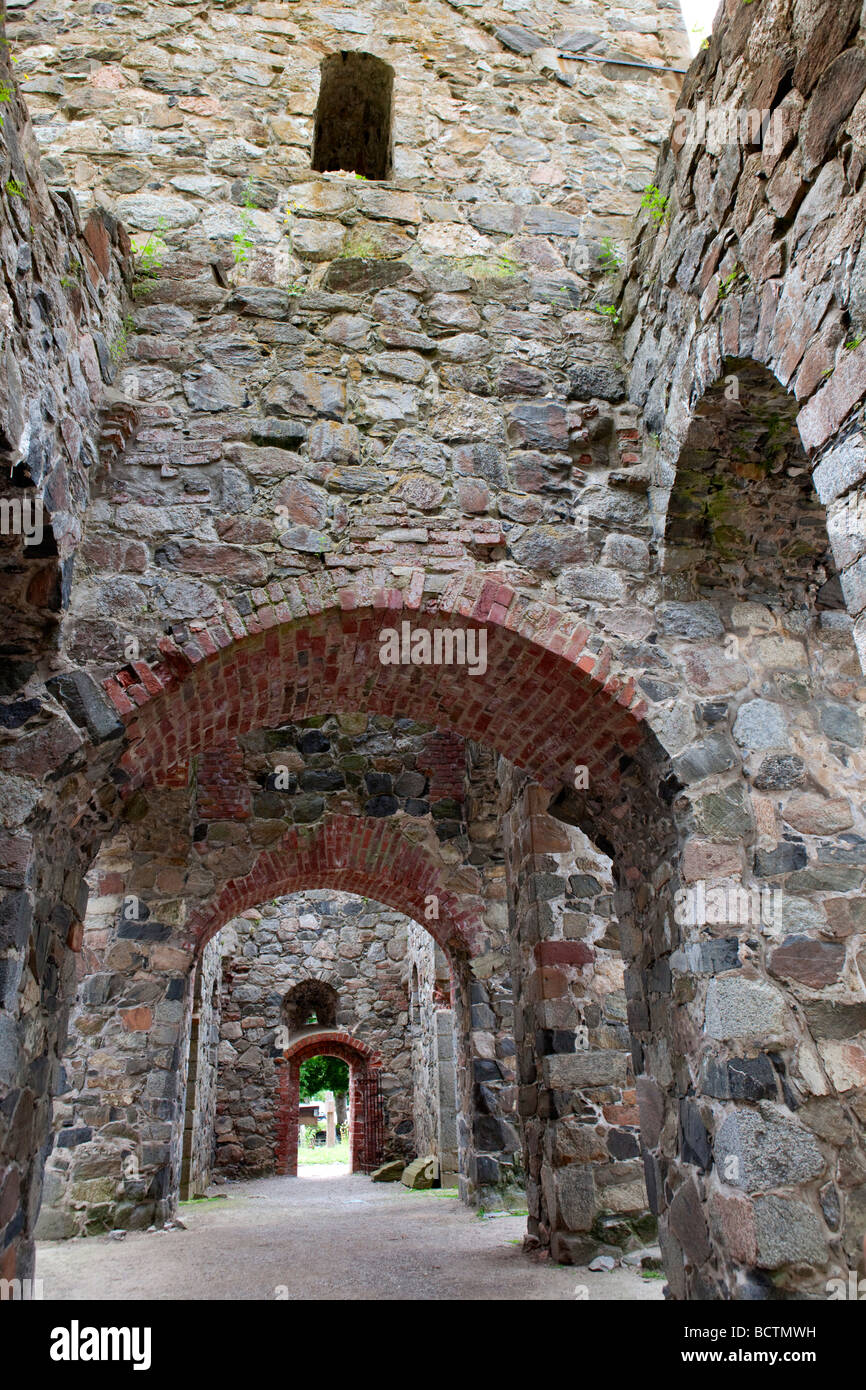 San dell'Olaf, rovine della chiesa S:t Olofs Kyrkoruin (Sigtuna, Svezia) Foto Stock