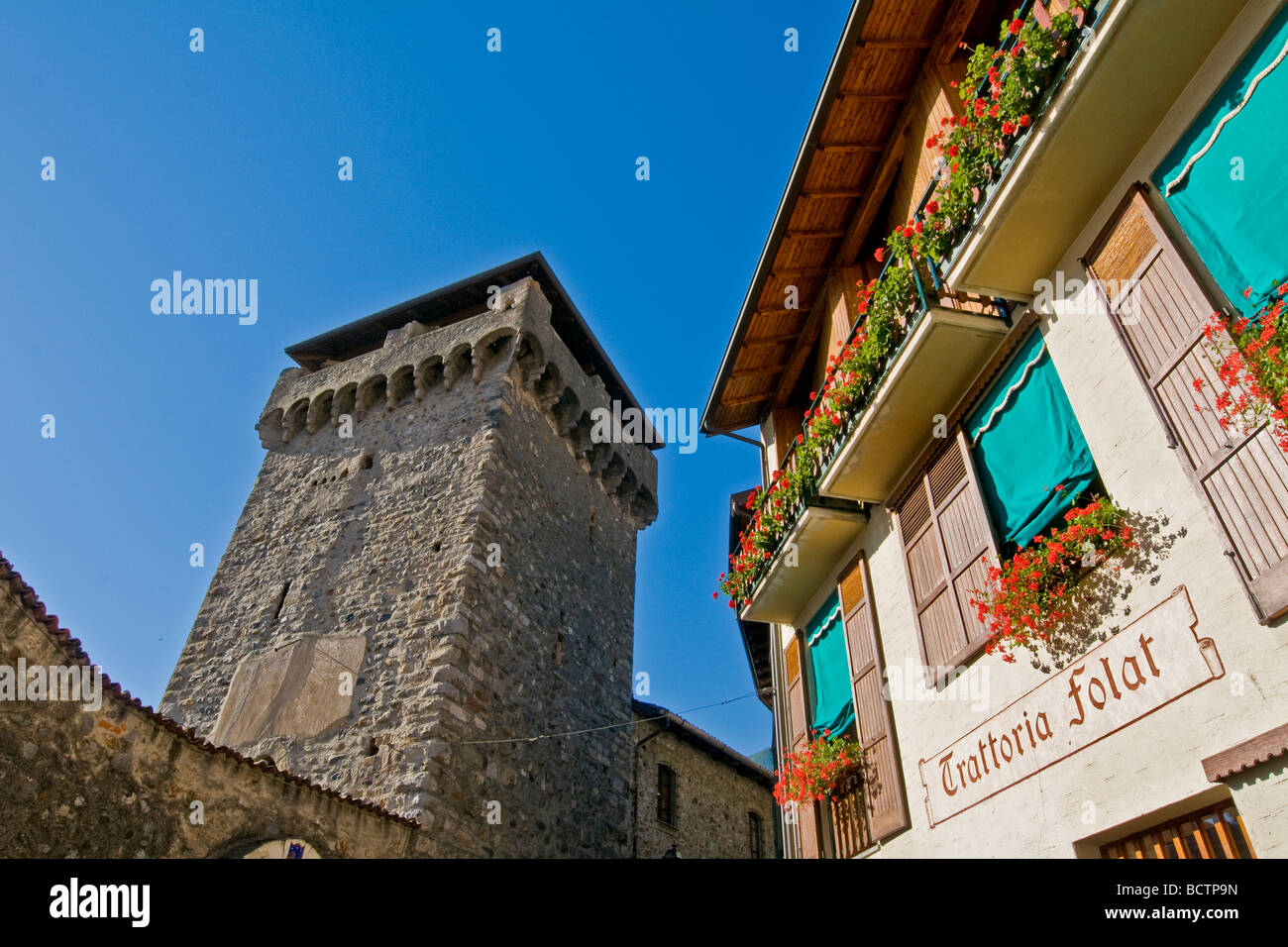 Torre Medioevale Introbio Lecco Italia Foto Stock