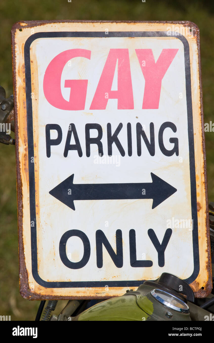 Parcheggio Gay solo segno Foto Stock