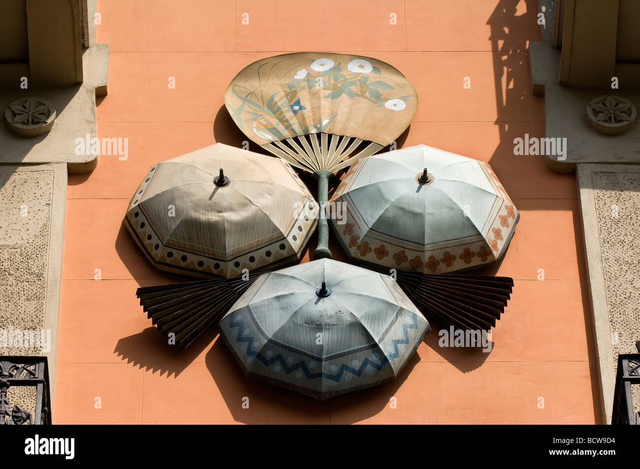 Casa Bruno Quadras ex fabbrica di ombrello Oriental dragon Barcellona Catalonia Spagna Foto Stock
