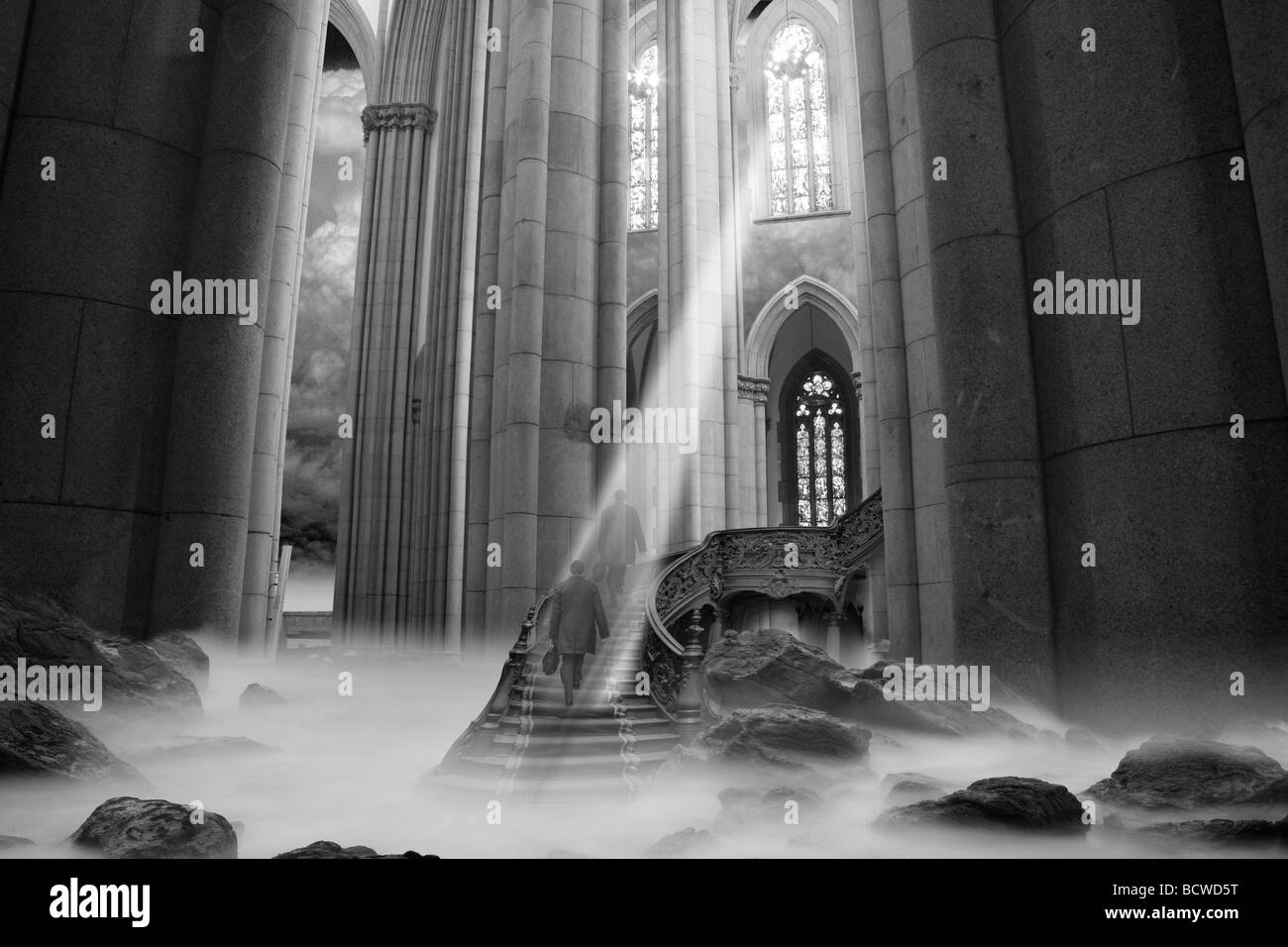 Immagine concettuale di sunbeam caduta su due imprenditori nello spostamento verso l'alto passi Foto Stock