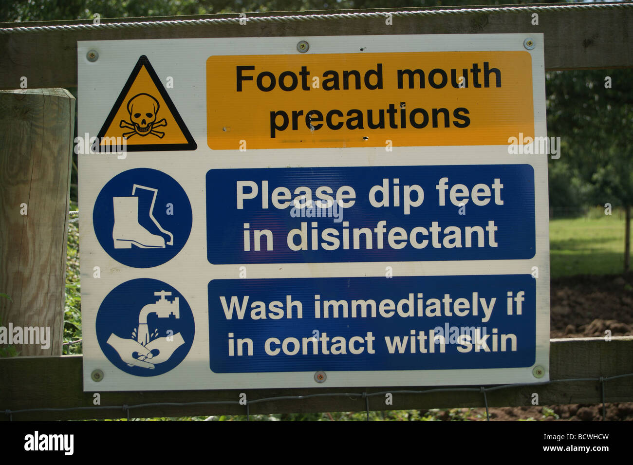 Afta epizootica precauzioni cartello segnaletico, Abridge, Essex, Inghilterra Foto Stock