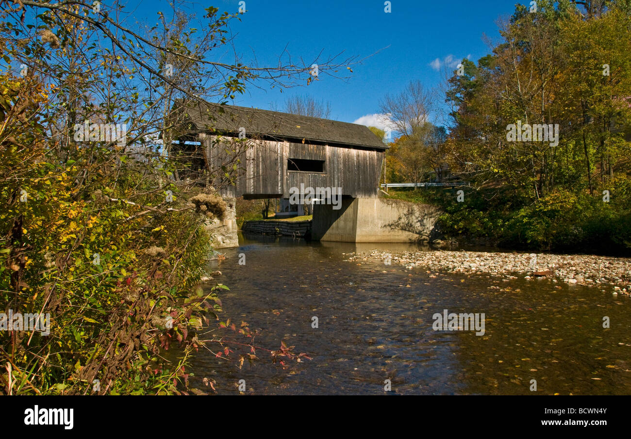Warren ponte coperto in Mad River Valley Vermont Foto Stock