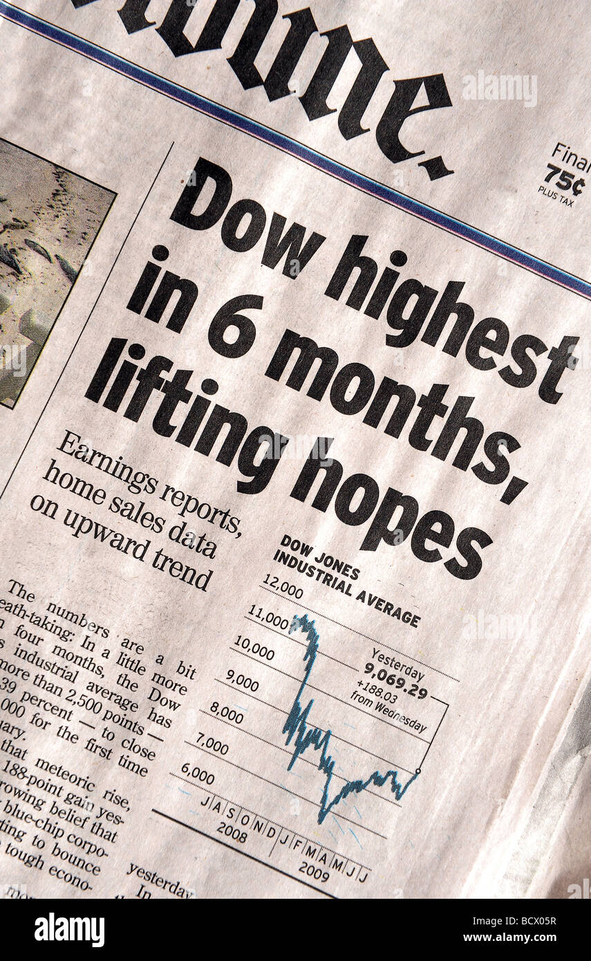 Dow più alto in 6 mesi, spera di sollevamento Foto Stock