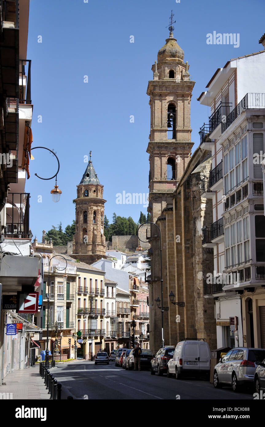 Calle Infante Don Fernando, Antequera, provincia di Malaga, Andalusia, Spagna Foto Stock