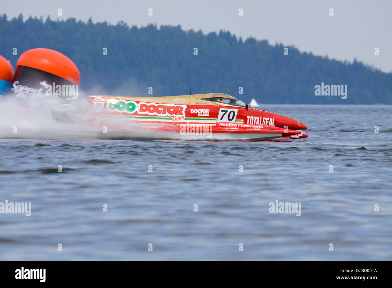 Da F1 Powerboat nel Campionato del Mondo a Lahti Finlandia 12-13 giugno 2009. Autista Fabio Comparato imbarcazione 70 Foto Stock