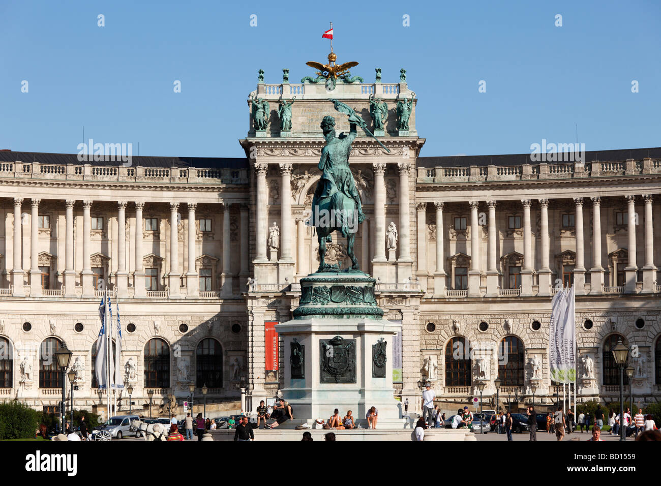 Statua equestre di Arciduca Karl, il Palazzo Imperiale Hofburg, Heldenplatz Piazza degli Eroi, Vienna, Austria, Europa Foto Stock