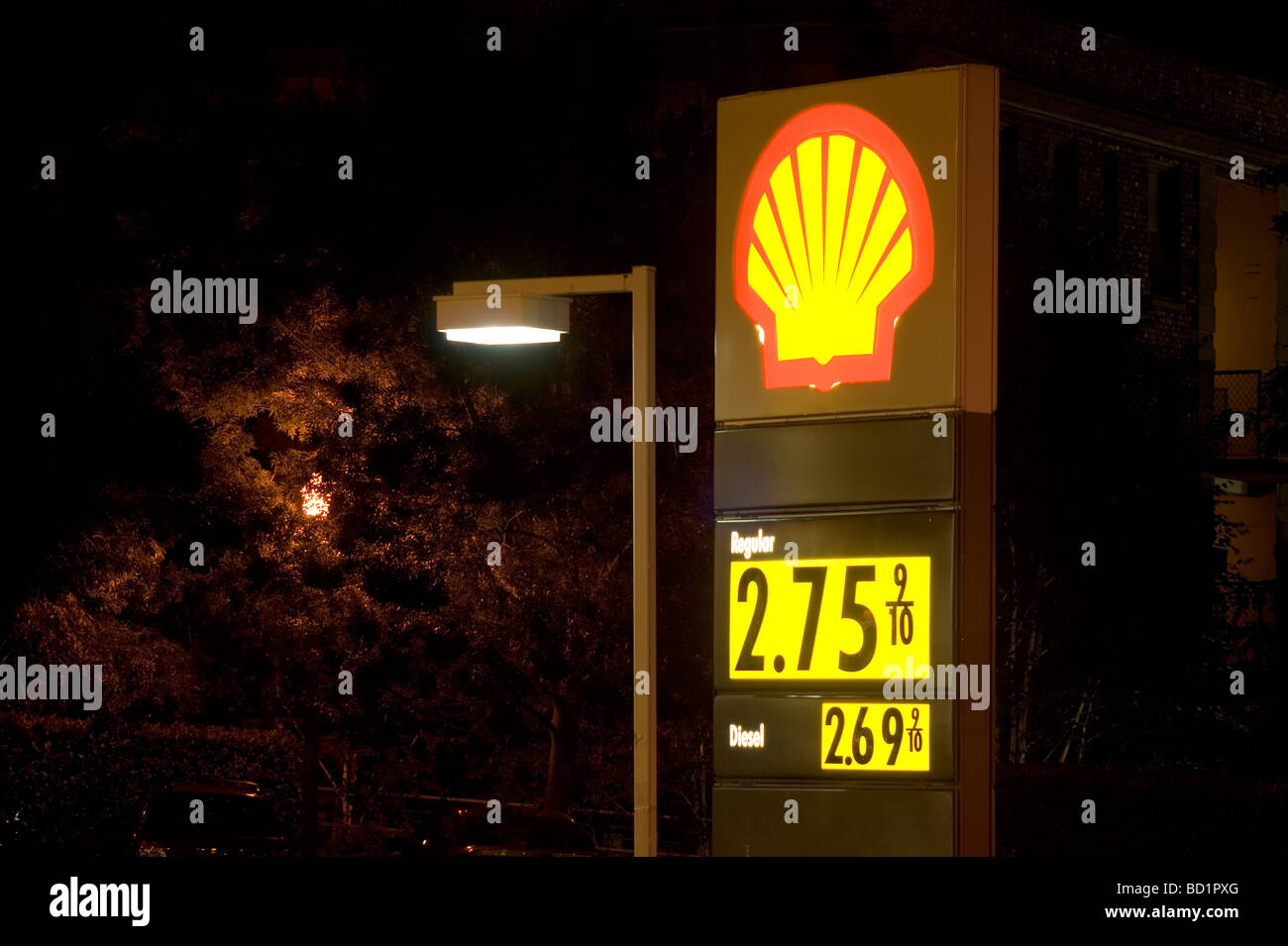 La benzina Shell stazione di riempimento di Tacoma Washington Foto Stock