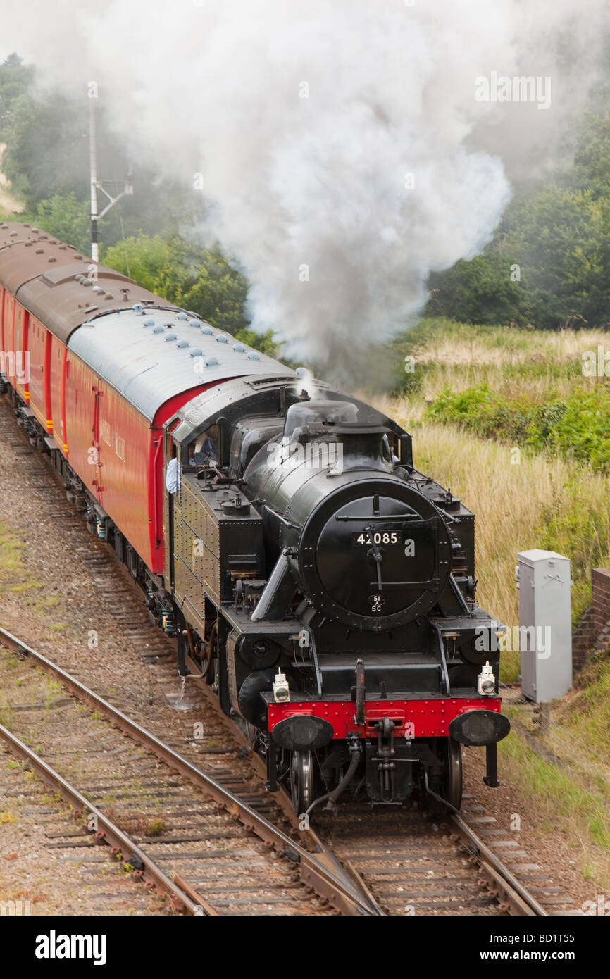 Un treno a vapore in esecuzione sul Quorn railway vicino a Loughborough LEICESTERSHIRE REGNO UNITO Foto Stock