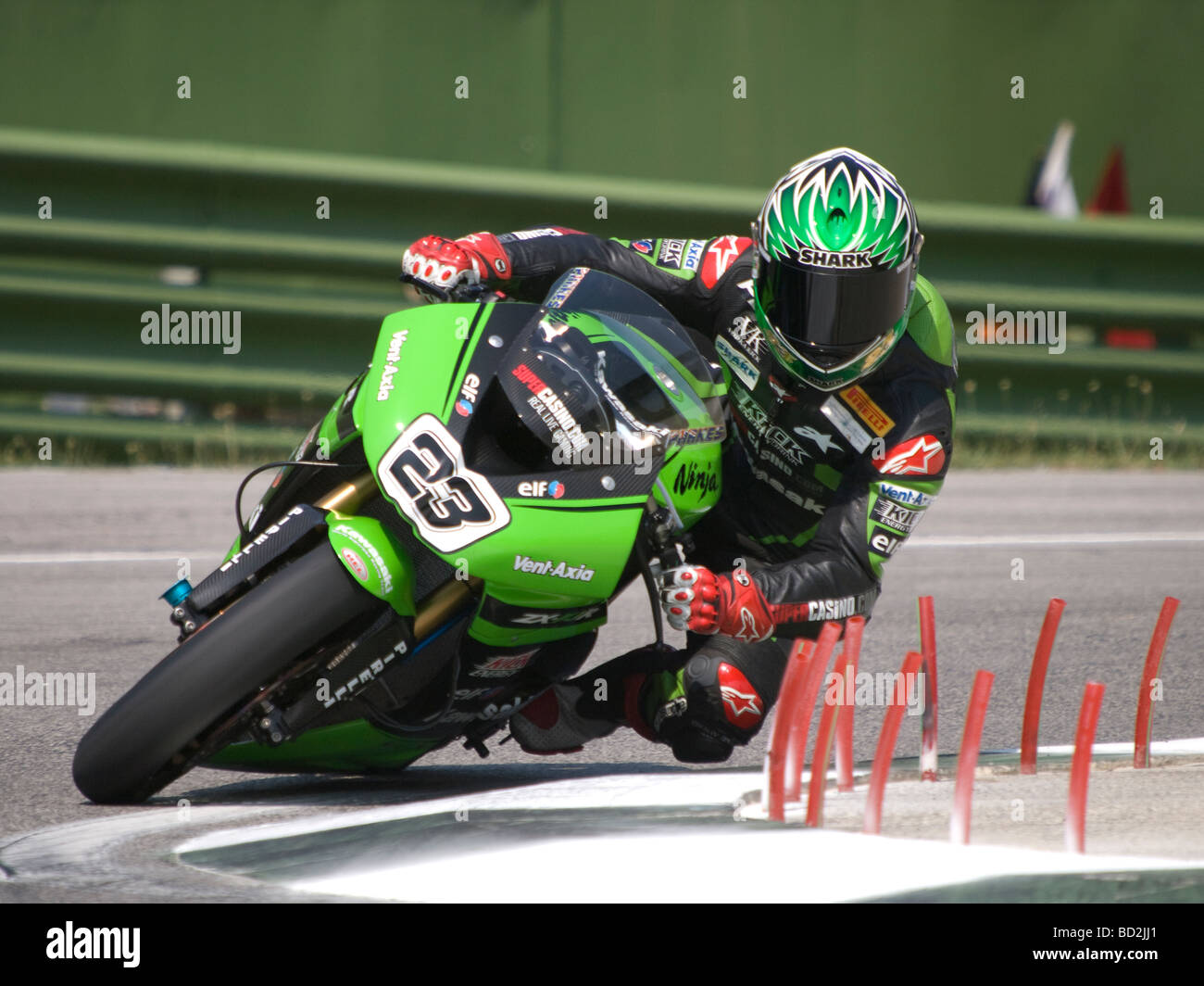 Sessione ufficiale di SBK test sul circuito Enzo e Dino Ferrari di Imola - Luglio 2009.BROC PARKES KAWASAKI NEL MONDIALE SUPERBIKE T.A. Foto Stock