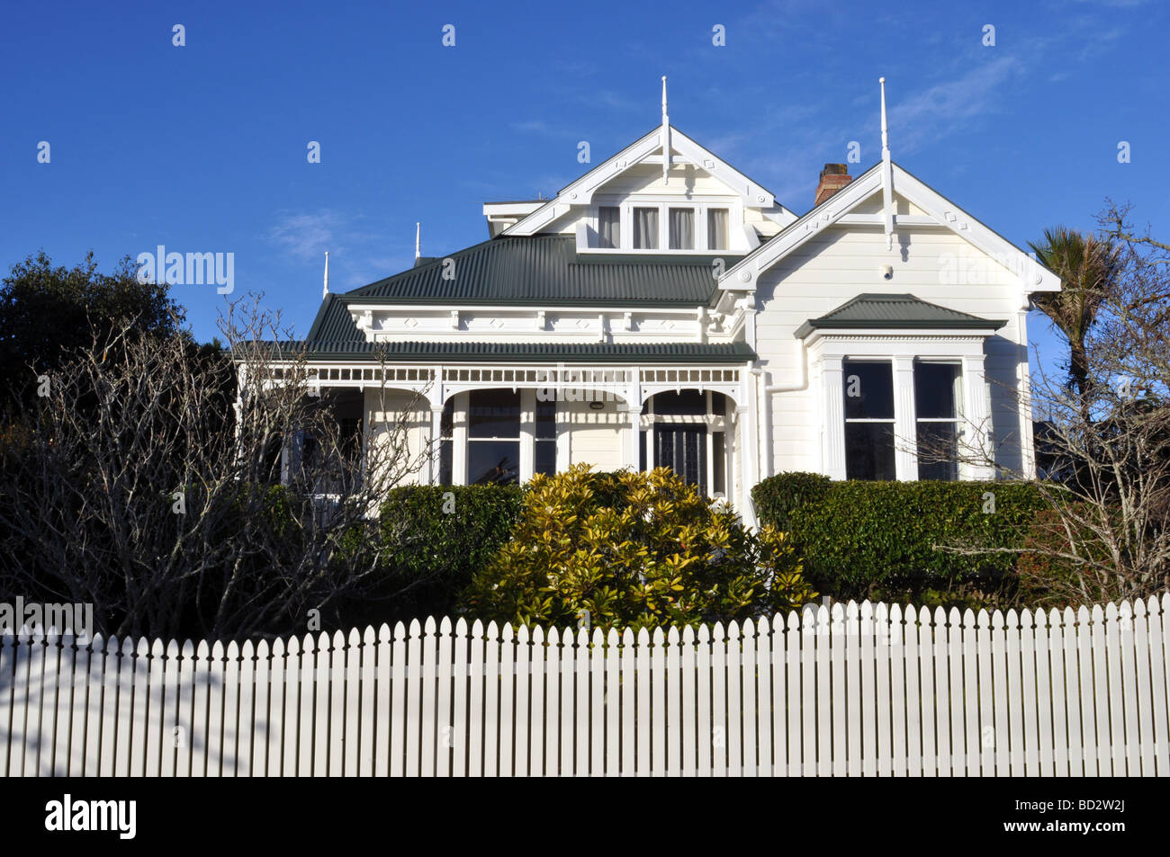 Palazzi nella prestigiosa città interna sobborgo di herne bay, Auckland, Nuova Zelanda. Foto Stock