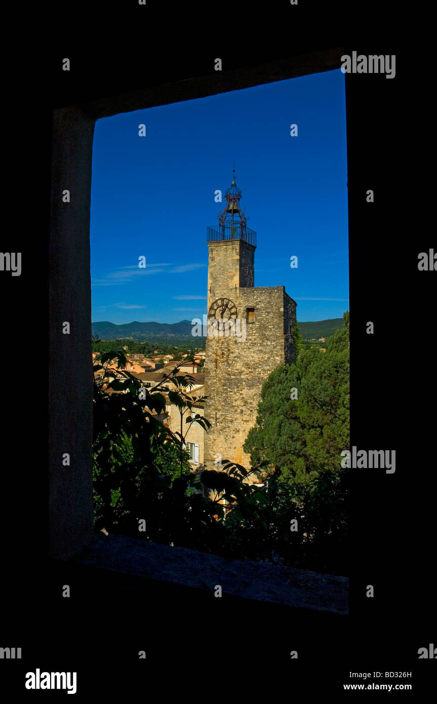 Il Belfry e il ferro battuto bell gabbia. Vaison La Romaine, Provenza, Francia Foto Stock