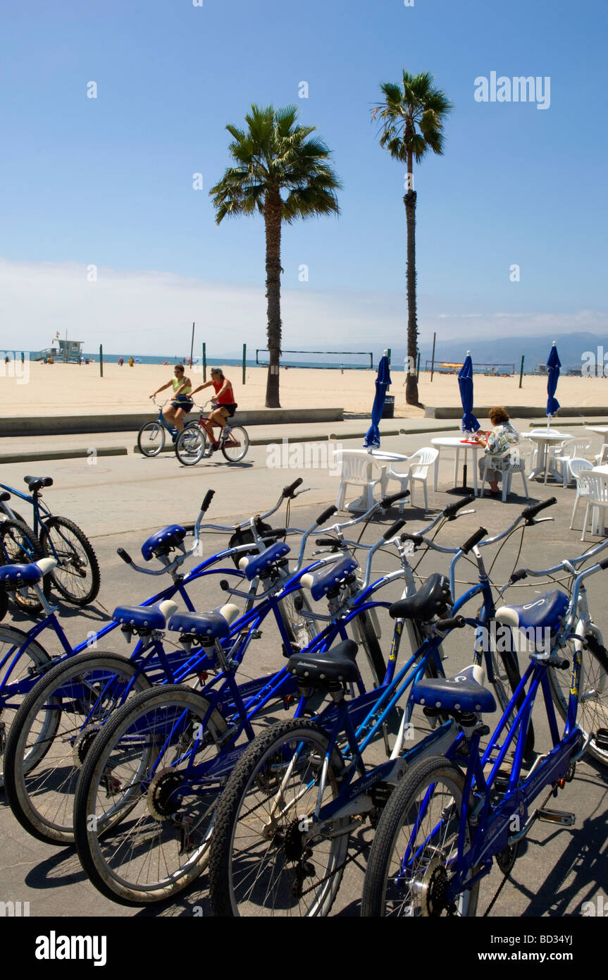 Noleggio bici a Beach Foto Stock