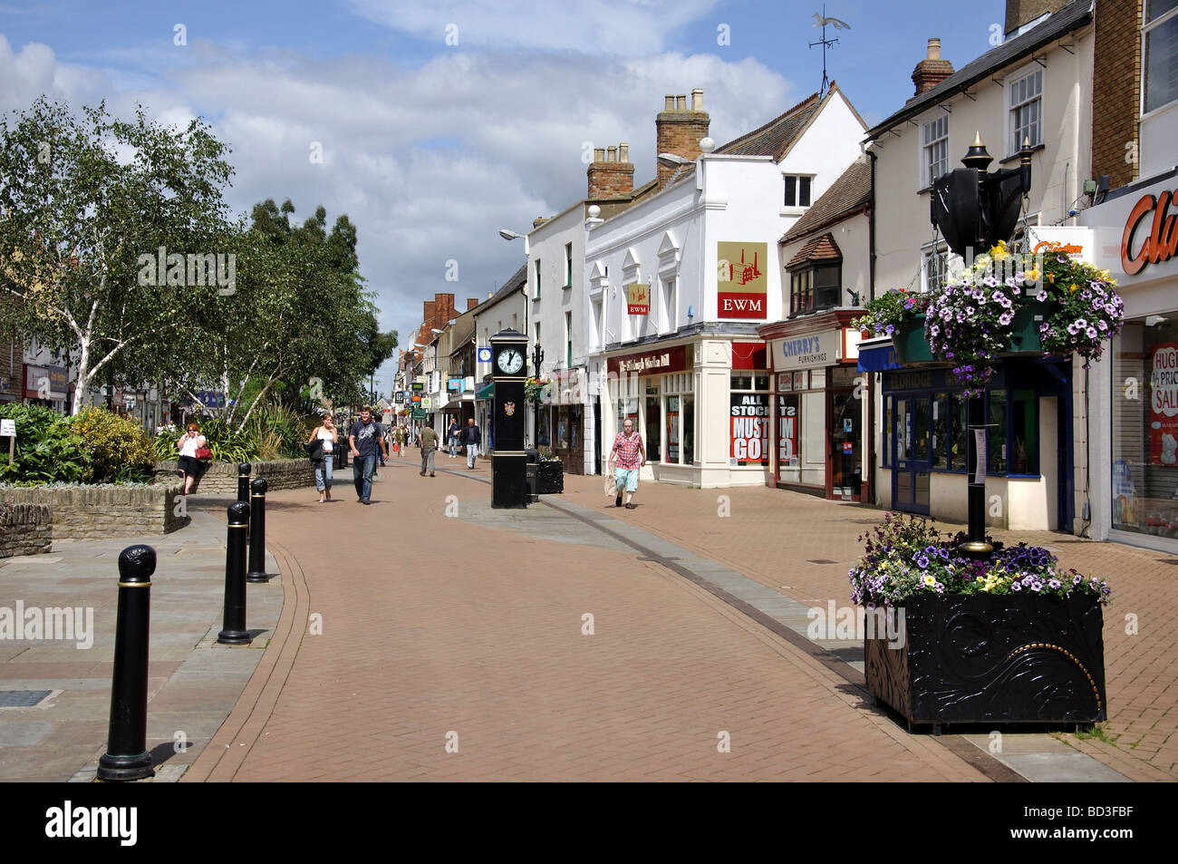 Area pedonale Sheep Street, Bicester, Oxfordshire, England, Regno Unito Foto Stock