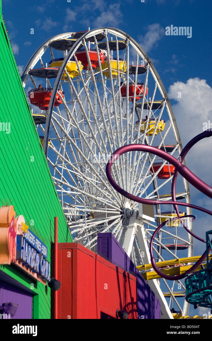 Parco dei divertimenti di corse al Molo di Santa Monica a Los Angeles, CA Foto Stock