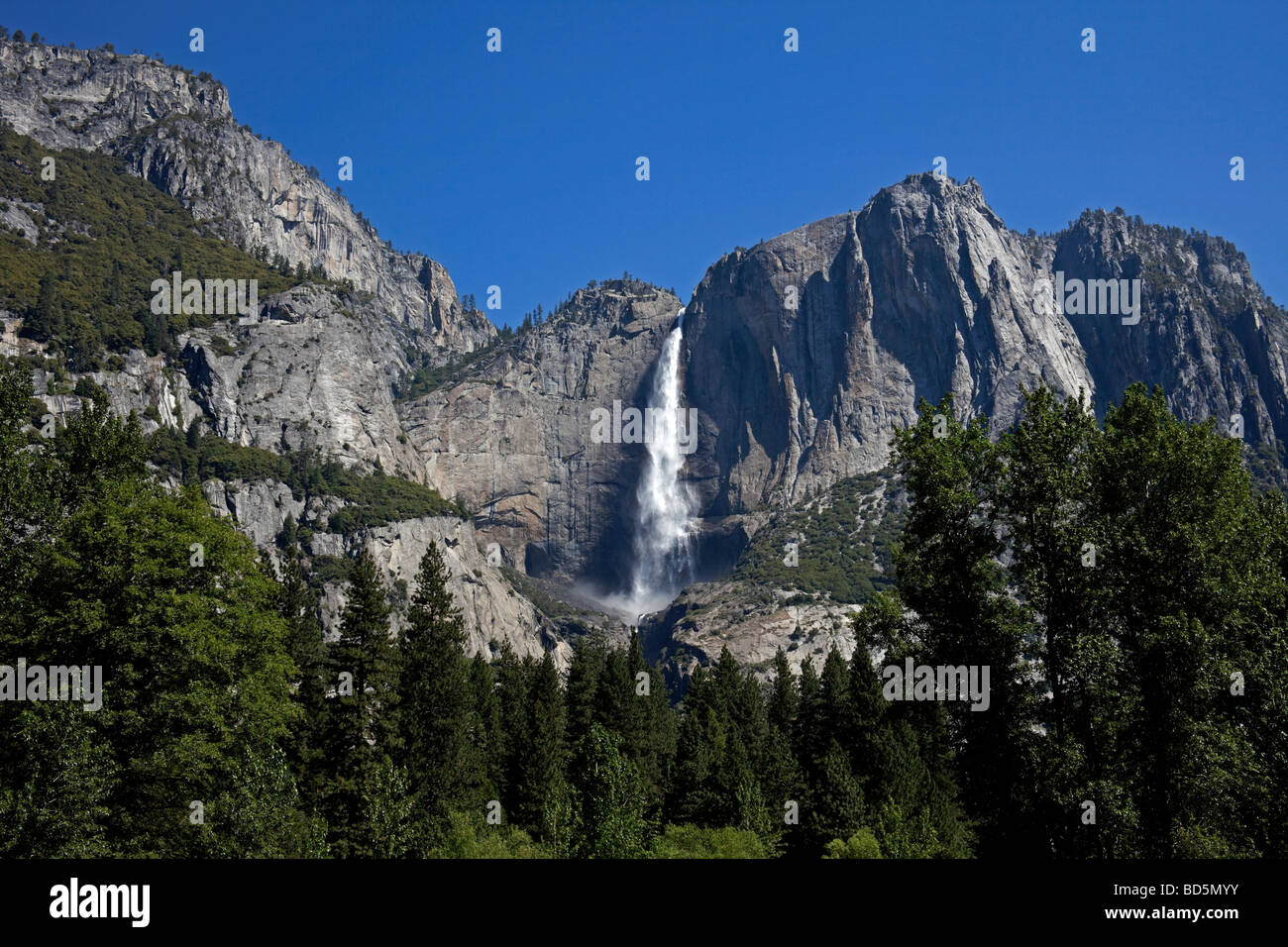 Il parco nazionale di Yosemite Upper Falls National Park, California, Stati Uniti d'America Foto Stock