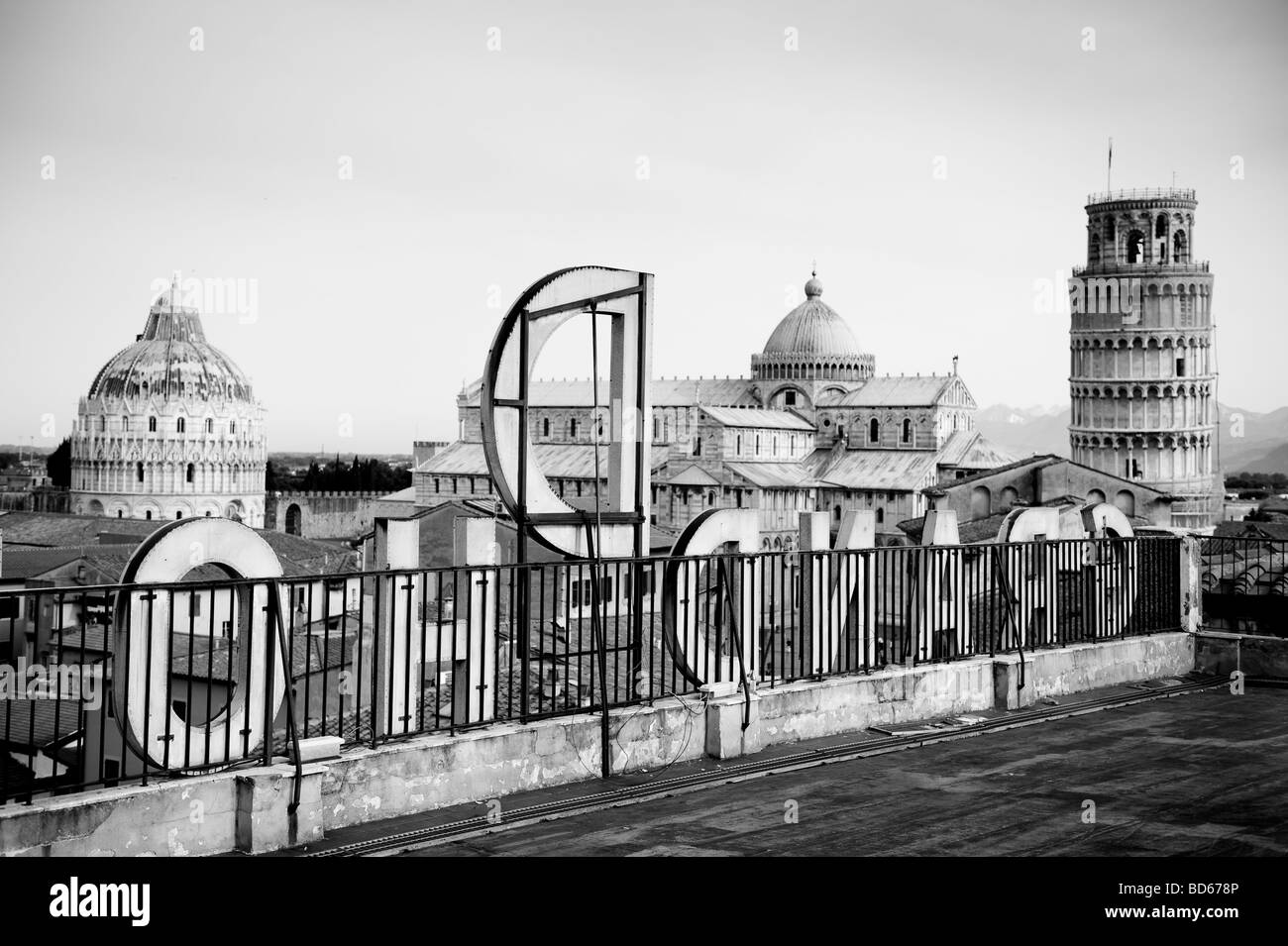 Torre pendente di Pisa e Piazza dei Miracoli a Pisa, Tucany, Italia Foto Stock