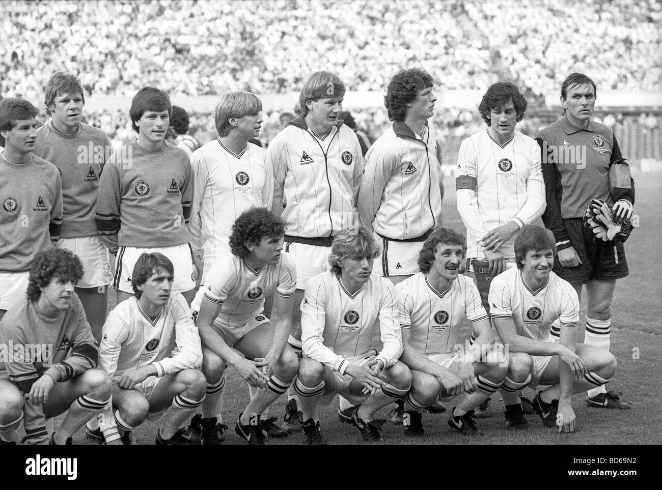 European Cup Final in Rotterdam 26 5 82 Aston Villa v Bayern Monaco Villa team prima di kick off Foto Stock