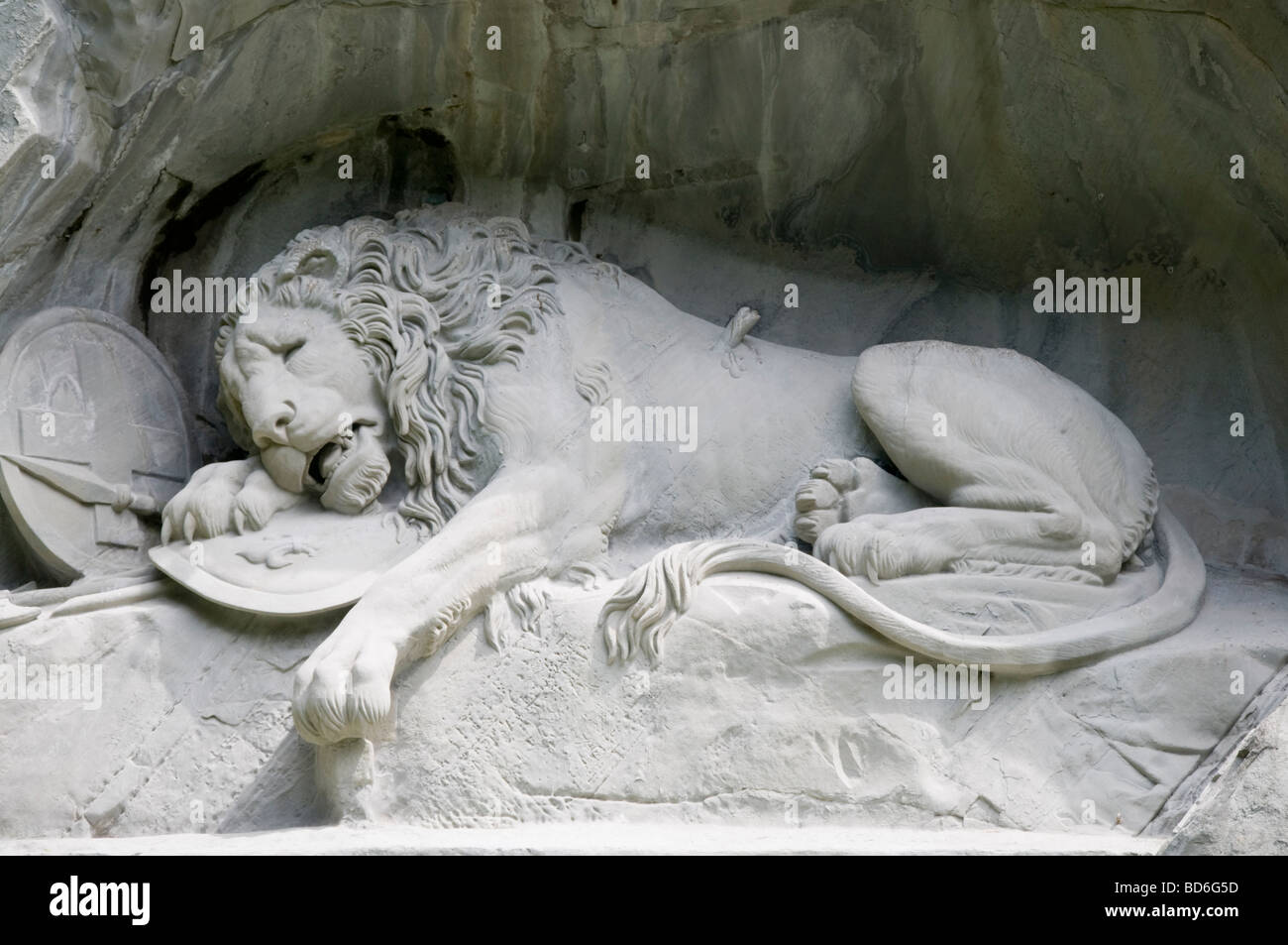Luzern / Lucerna, Svizzera. Il Monumento del Leone / Lowendenkmal (1821) di commemorazione mercenari svizzeri uccisi a Parigi, 1792 Foto Stock