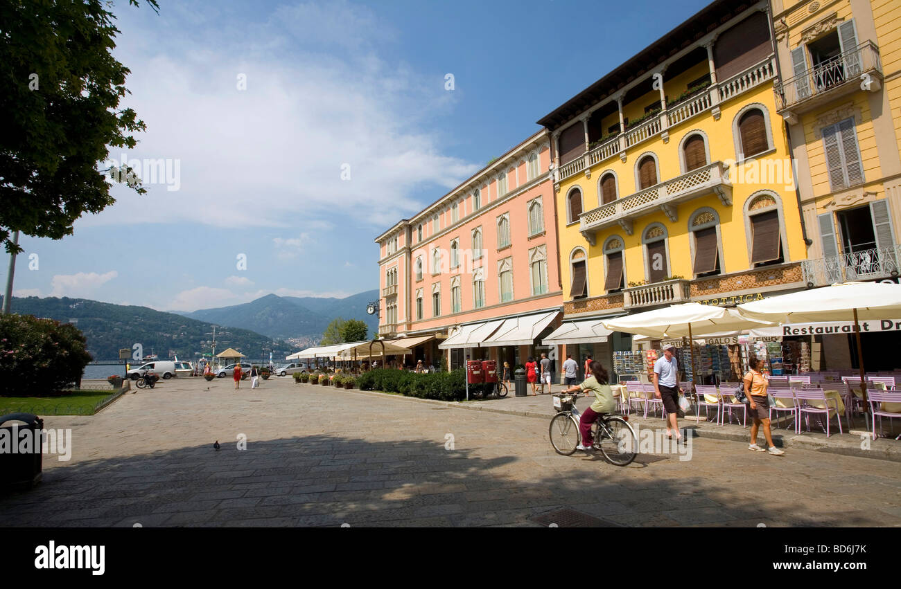 Piazza Cavour a Como Il Lago di Como Lombardia Italia Foto Stock