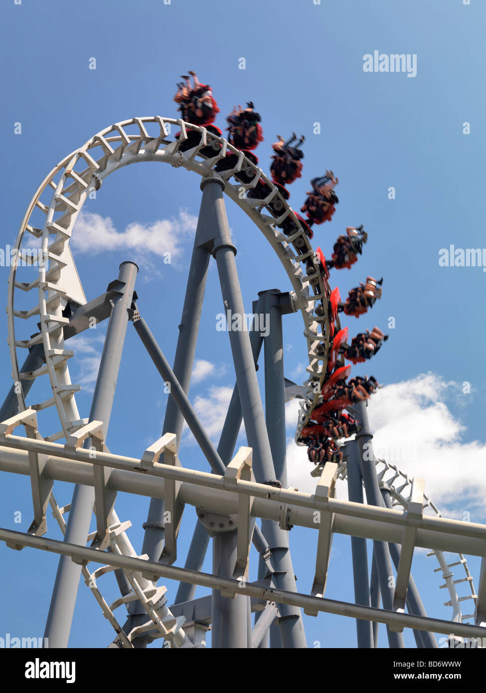 Ponte di volo roller coaster al Canada's Wonderland Amusement Park Foto Stock
