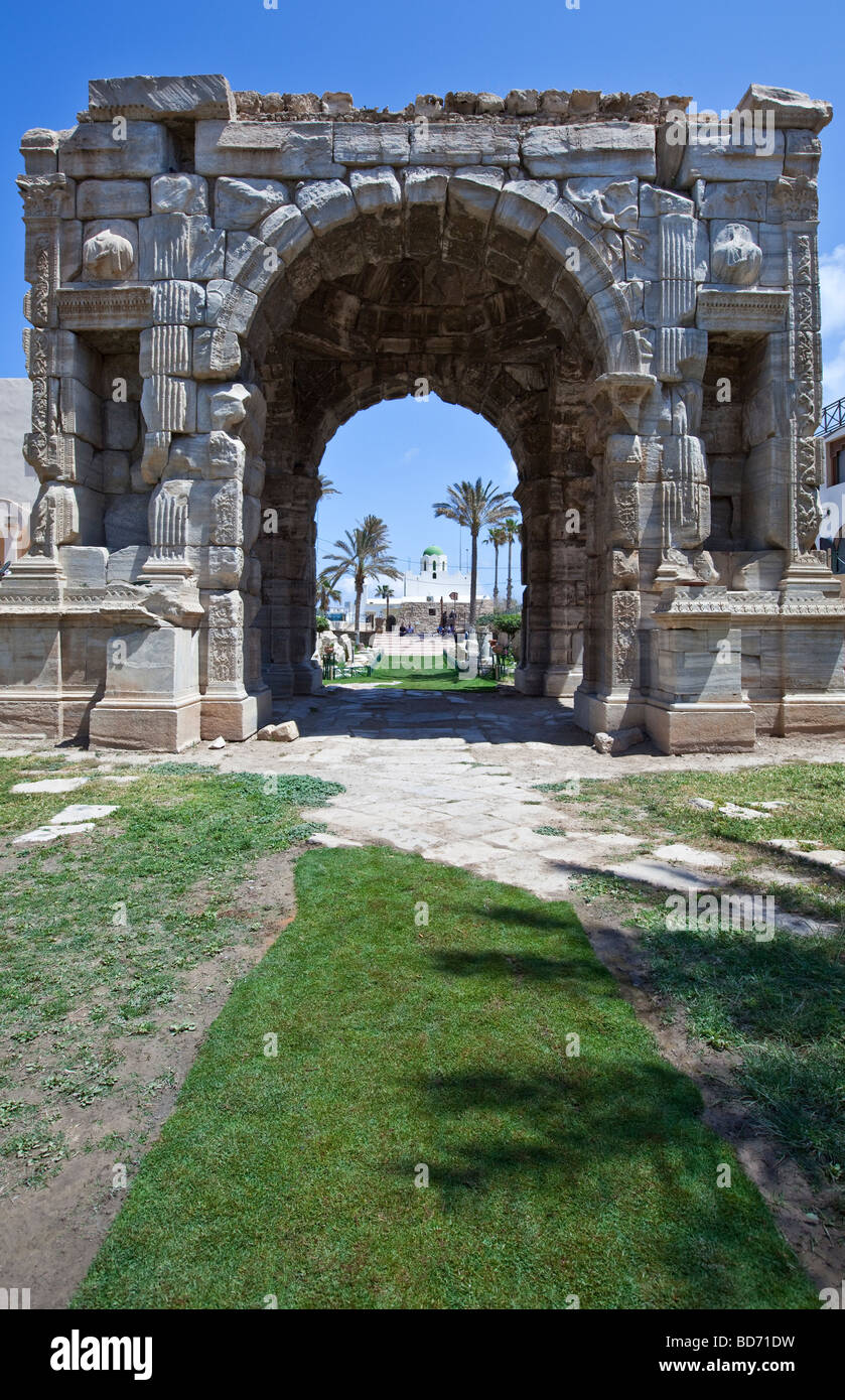 Libia Tripoli il Marco Aurelio arco nella vecchia Medina Foto Stock