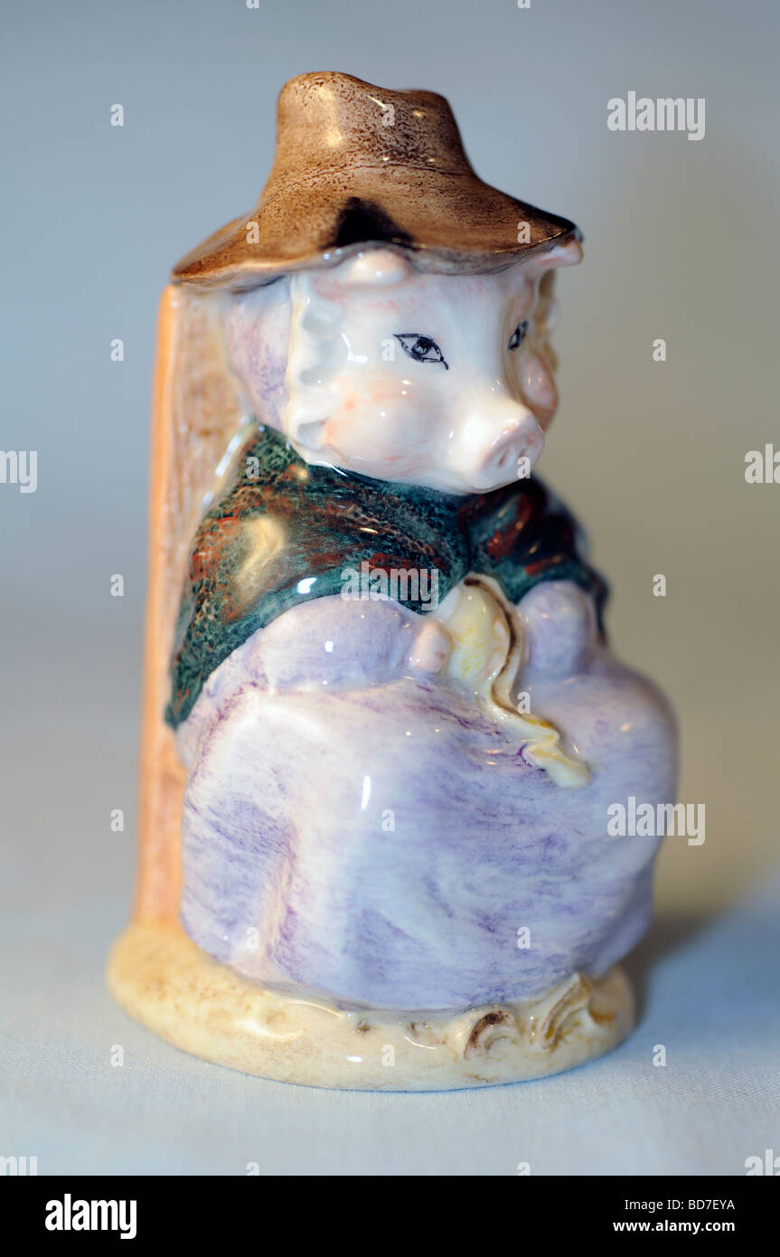 E questo maiale aveva nessuno - Beatrix Potter - Royal Doulton Peter Coniglio di figurine di raccolta Foto Stock