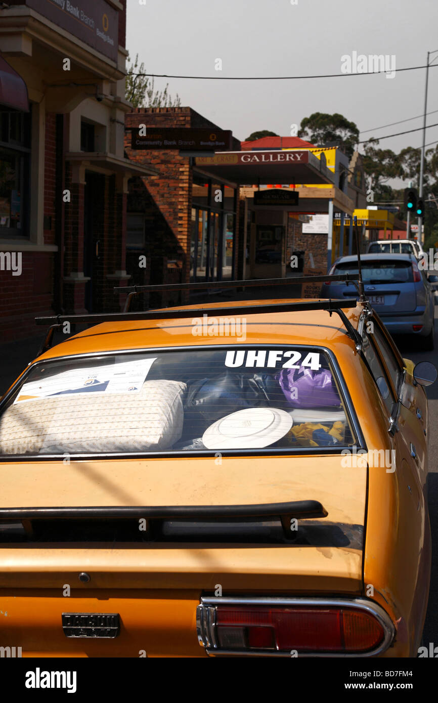 Auto impaccata con effetti personali in preparazione per evacuare un incendio minacciato Warburton Victoria Australia Foto Stock