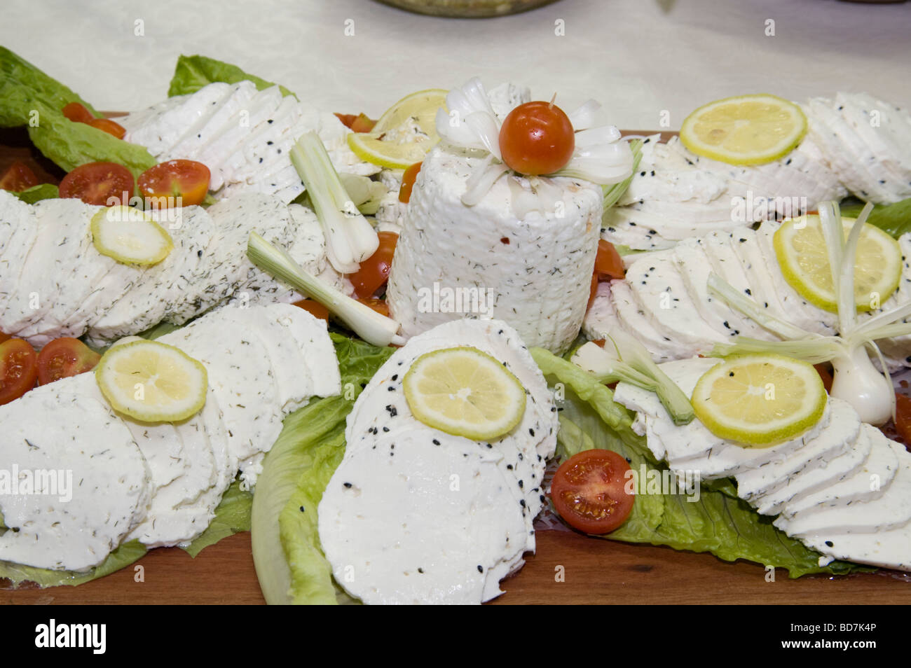 Il tradizionale pasto di caseificio di Shavuot o Shavuos Foto Stock