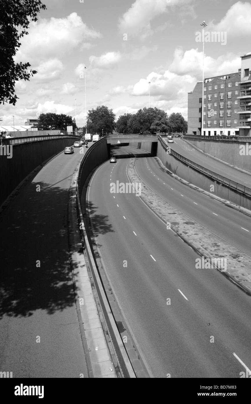 Un329 IDR Reading Berkshire Luglio 2009 Foto Stock