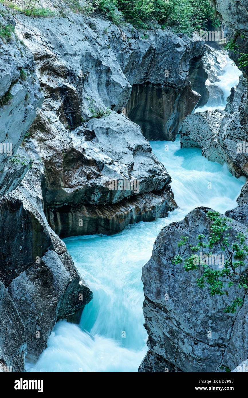 Il Veliki Korita e Soca River vicino a Soca, Soca Valley, Primorska, Slovenia. Foto Stock