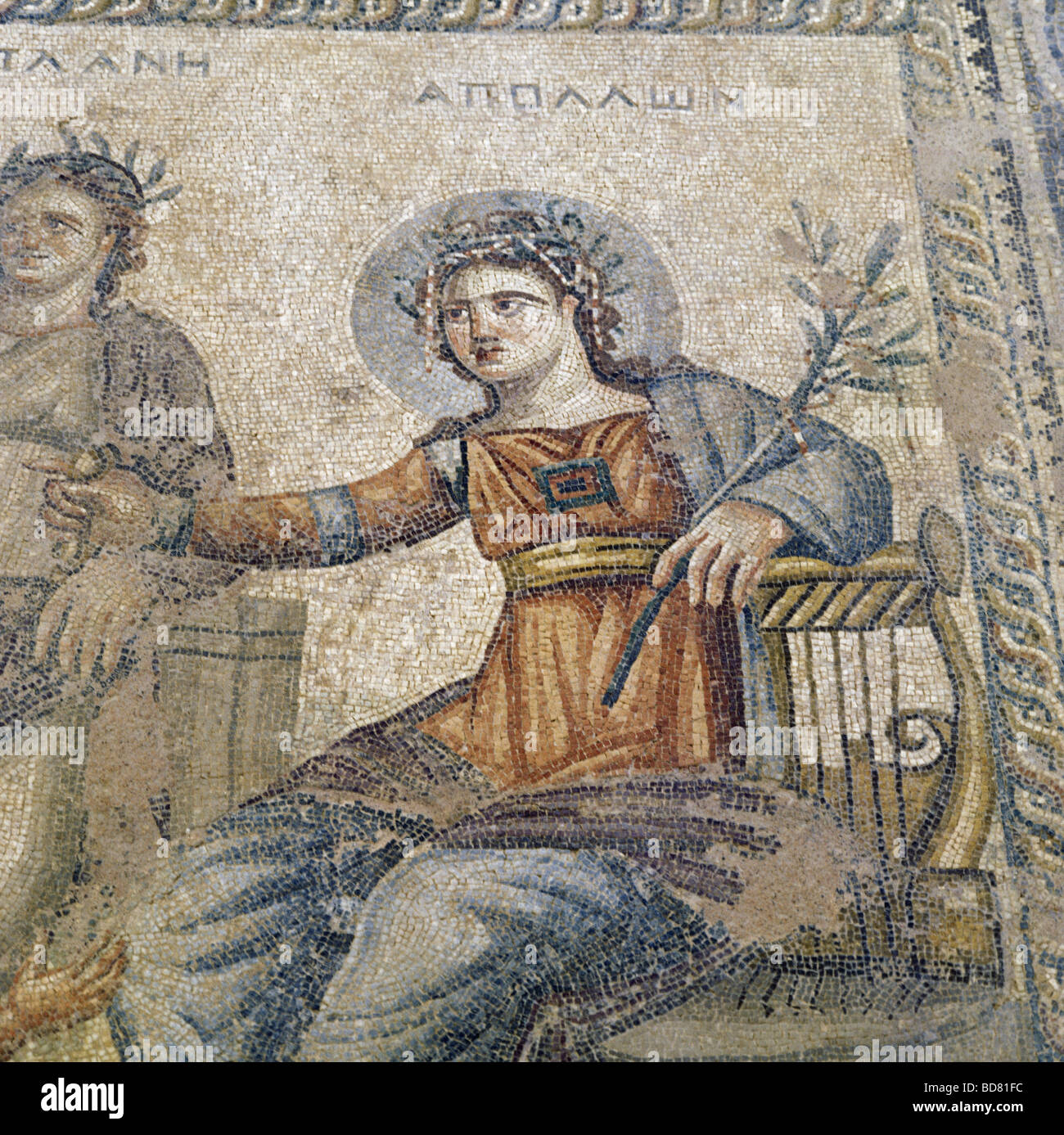 Belle arti, mondo antico impero romano, mosaico, Apollo con Kithara, 1a/II secolo D.C., casa di Dionysos, Paphos, Cipro, , artista del diritto d'autore non deve essere cancellata Foto Stock