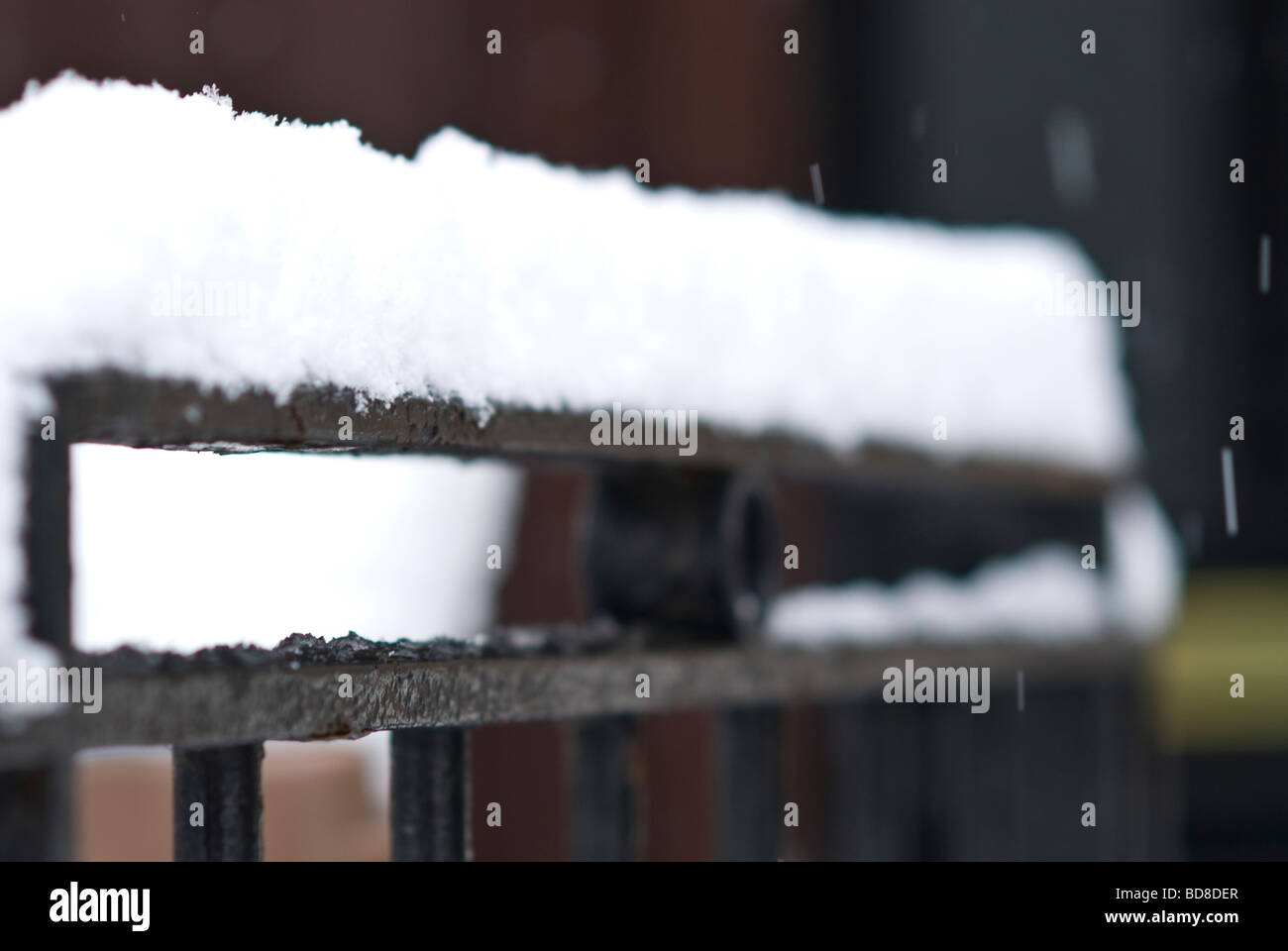 La neve sul mio post di gate Foto Stock