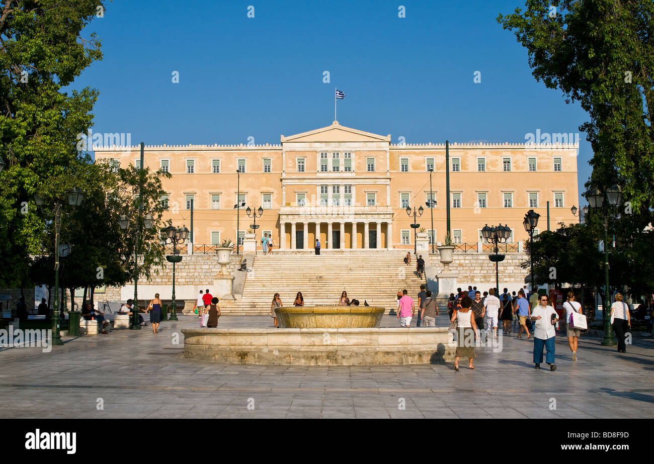 Il Parlamento greco sul Sintagma square - Atene, Grecia Foto Stock