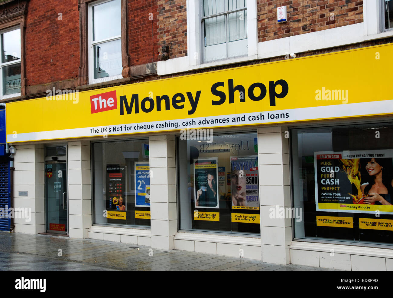 " Il denaro shop' in st.helens, lancashire, Regno Unito Foto Stock