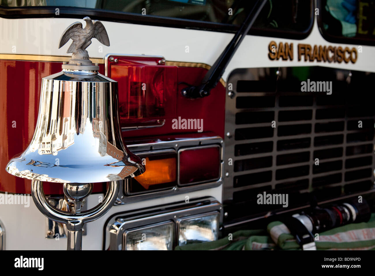 La sezione anteriore e la campana di San Francisco motore Fire Foto Stock