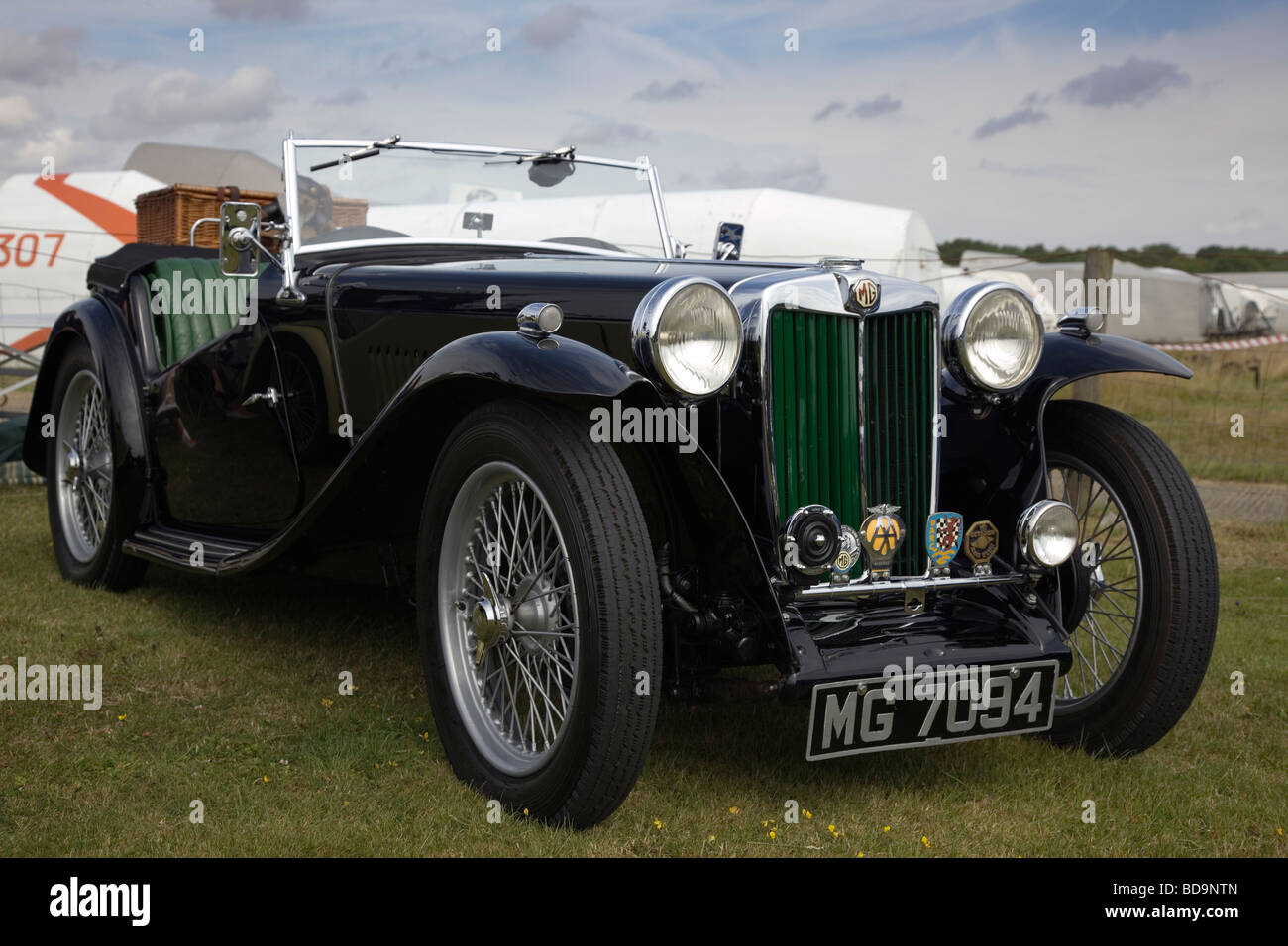 Vintage convertibile nero MG roadster Foto Stock