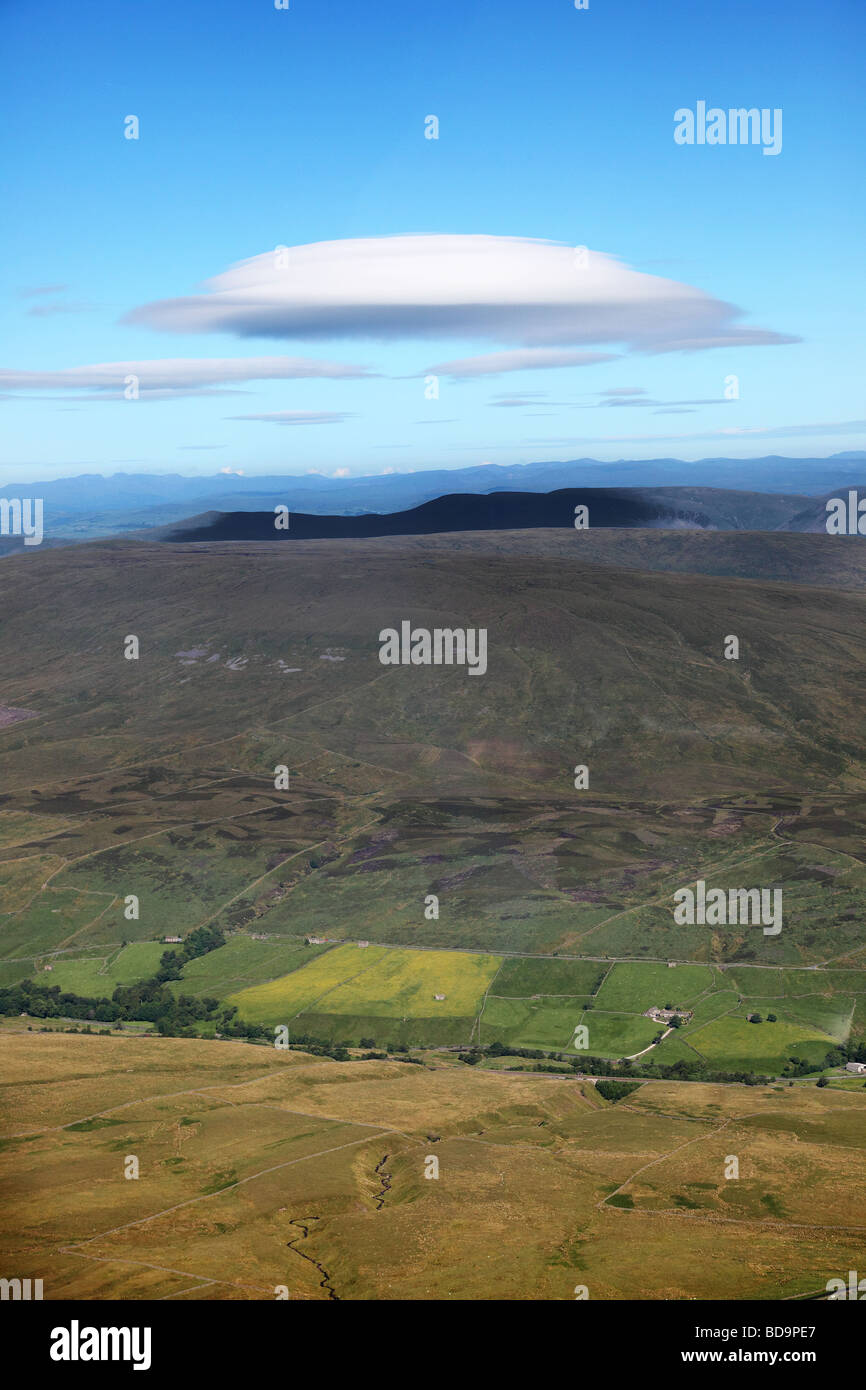 Nuvole lenticolari, Cumbria, Inghilterra Foto Stock
