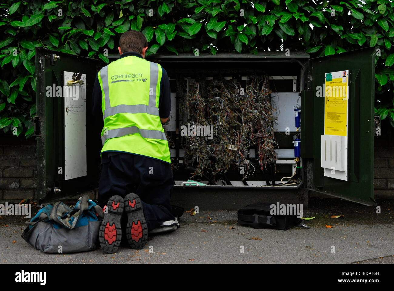 BT Openreach ingegnere controllo linee telefoniche, Alton, HAMPSHIRE, Regno Unito. Foto Stock