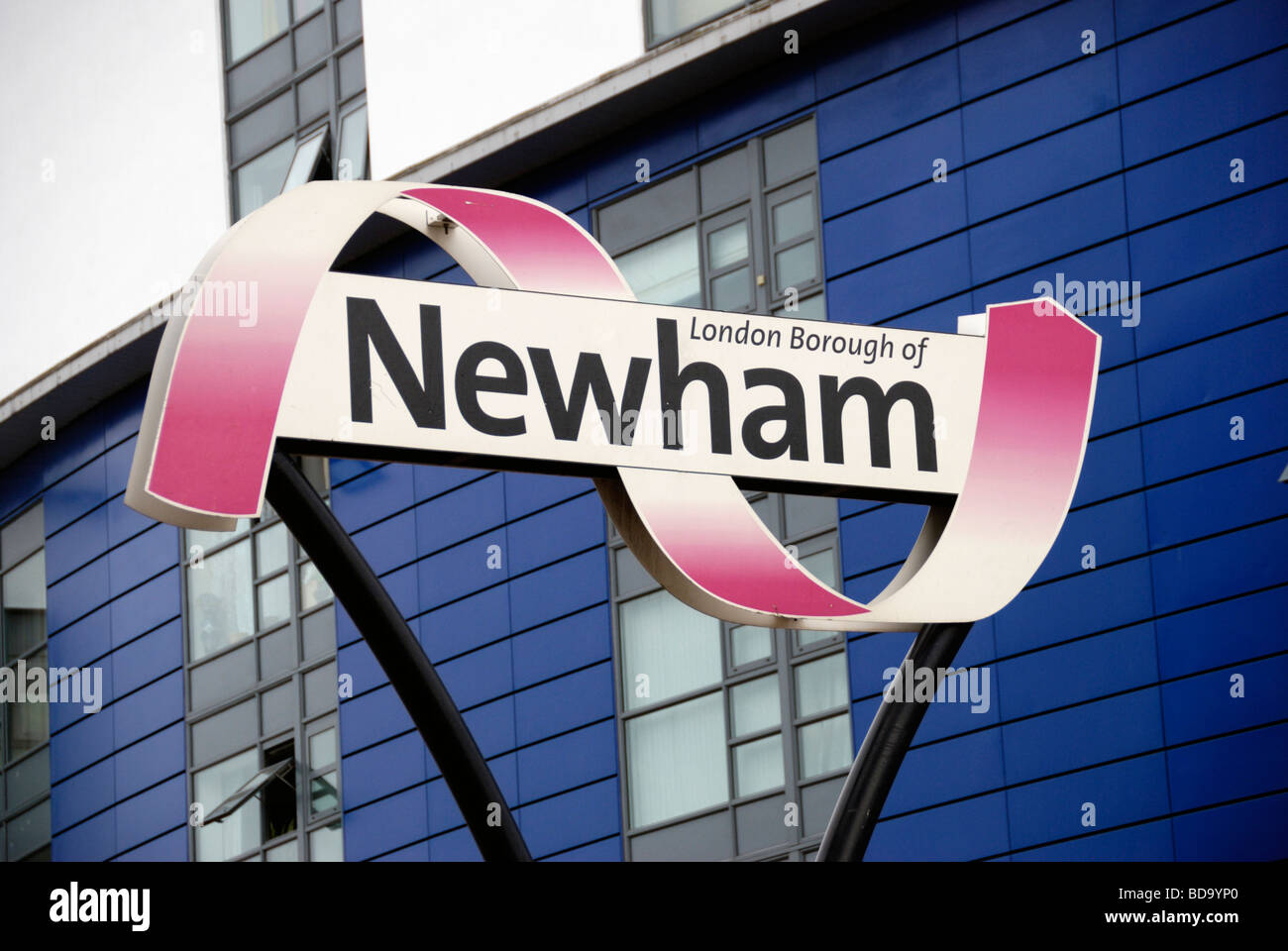 London Borough of Newham sign in Stratford London Foto Stock