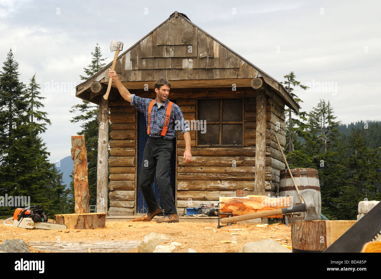 Lumberjack dimostrazione di registrazione su Grouse Mountain a Vancouver in British Columbia, Canada Occidentale Foto Stock