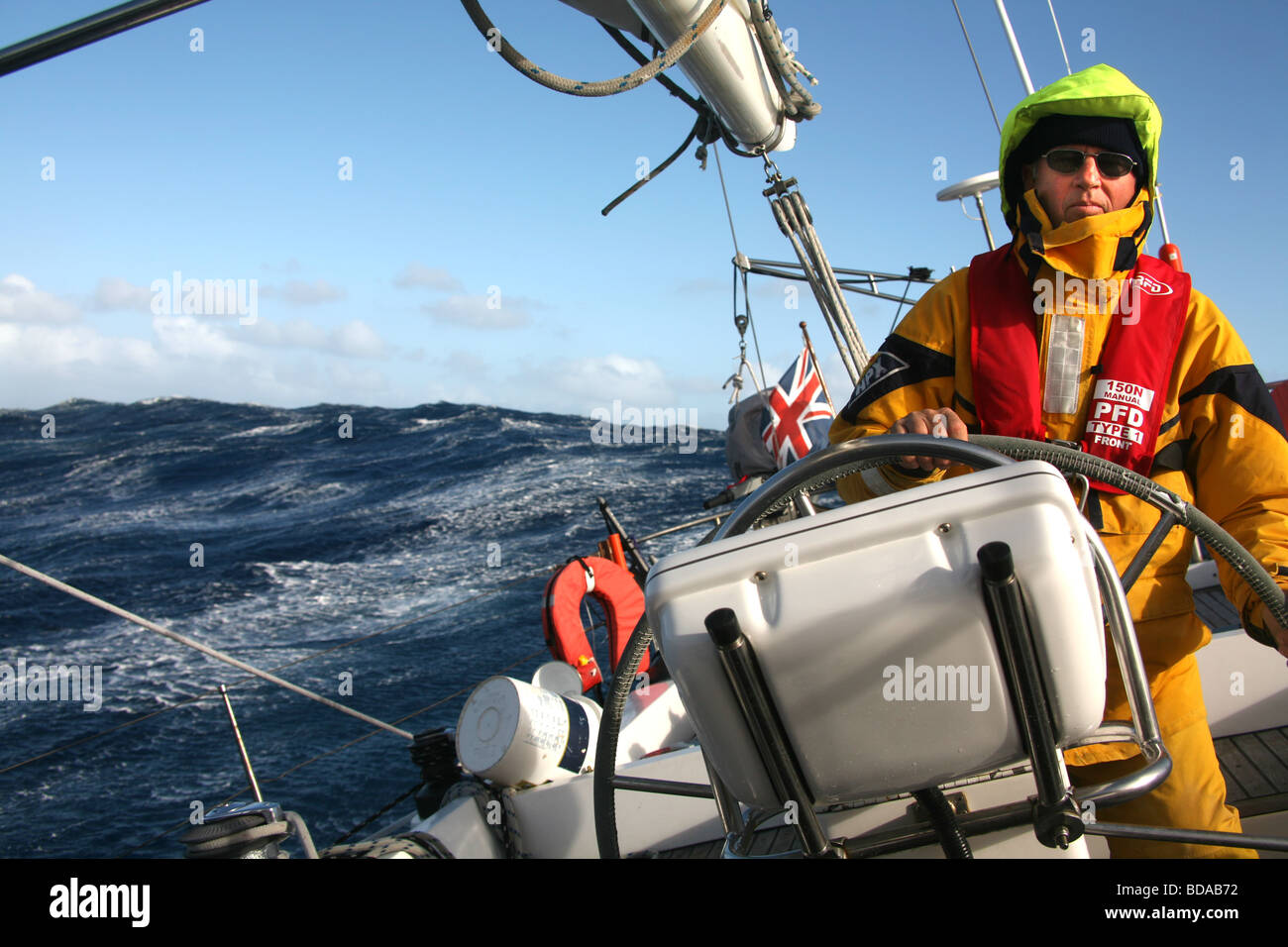 Navigare al largo delle Isole Britanniche Foto Stock