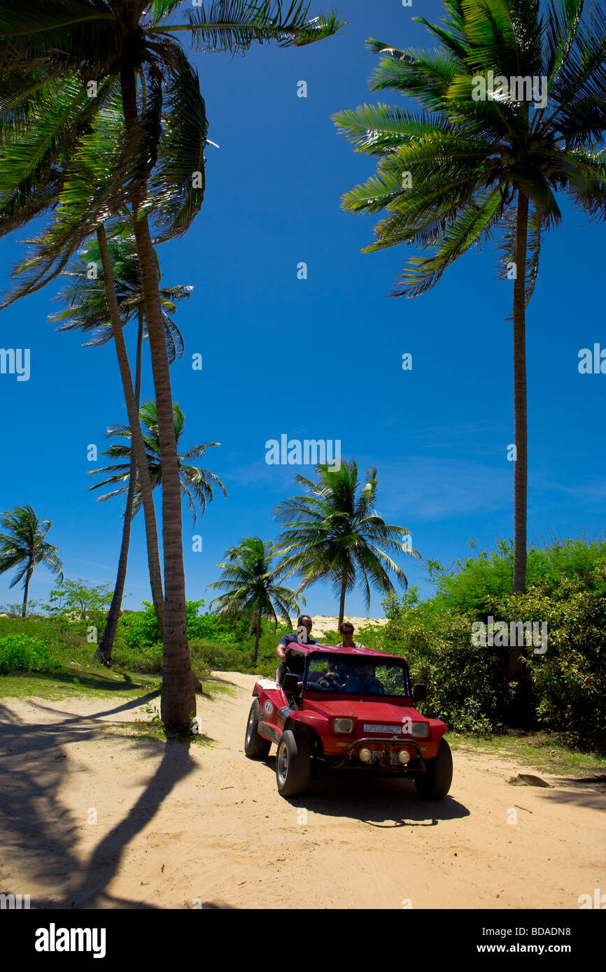 I turisti sulla spiaggia Buggy in Brasile Foto Stock