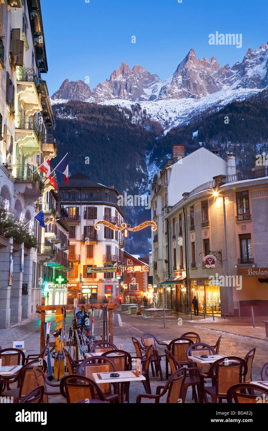 Chamonix Mont Blanc sulle Alpi francesi Haute Savoie Chamonix Francia Foto Stock